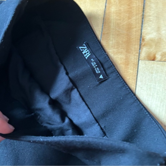 Zara Black Classic Mini Skirt - Picture 5 of 8